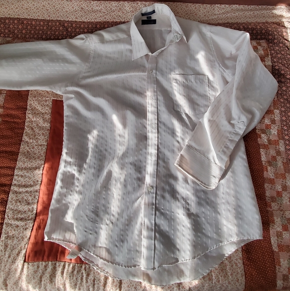 Vintage Baccarat by Van Huesen Men's Long Sleeve Button Up. XL. White|Pink - Picture 9 of 14